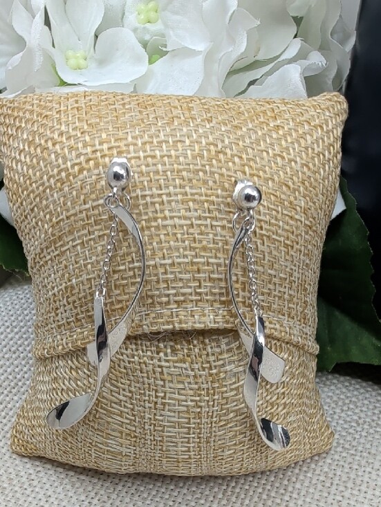 JCM Jewelry - Vintage JCM 925 Sterling Silver Twisted Ribbon Spiral Dangle Drop Earrings